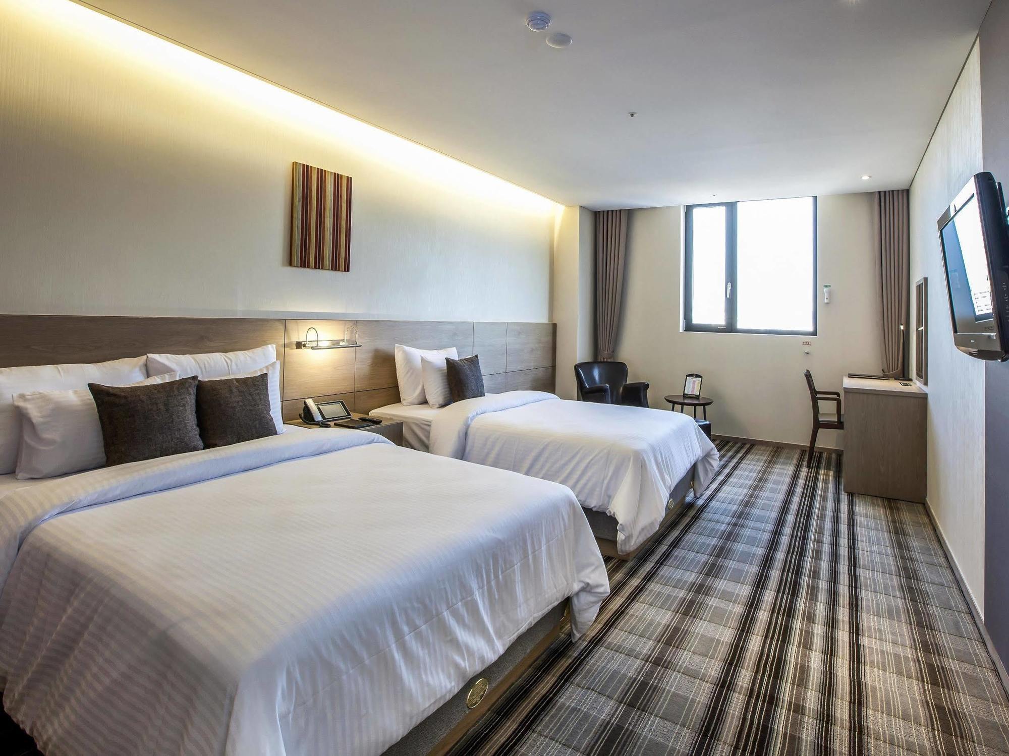Hotel Hamilton 3*