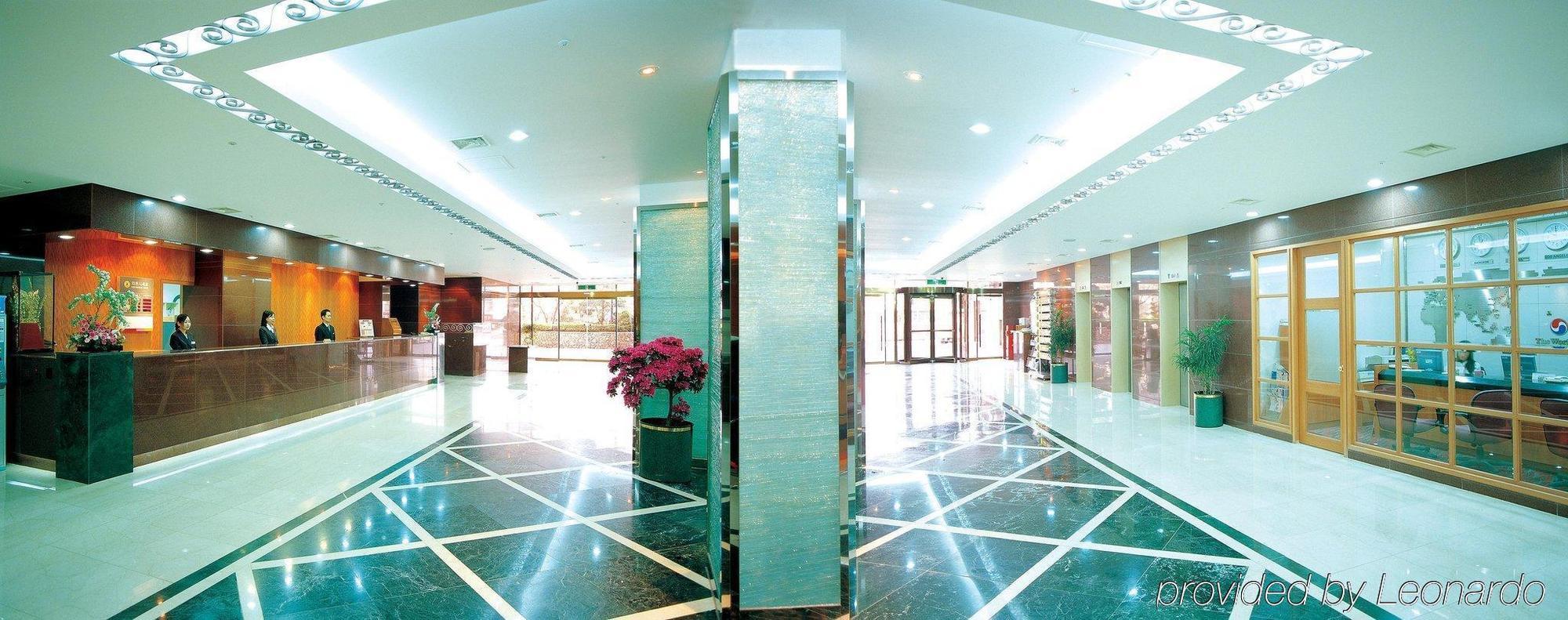 Hamilton Hotel 3*
